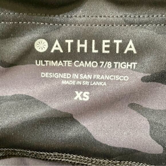 Athleta Ultimate  Camo 7/8 tight - Picture 7 of 13
